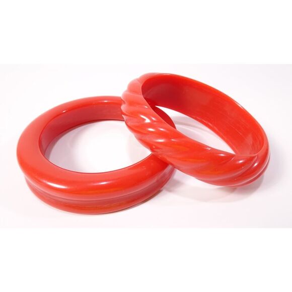 Neiman Marcus Lee Angel Resin BANGLE Bracelet Set of 2 Bracelet Set NWT 256 - Picture 1 of 10